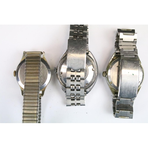 417 - A collection of twenty mechanical and quartz vintage wristwatches to include Romano, Casio, Buler, T... 