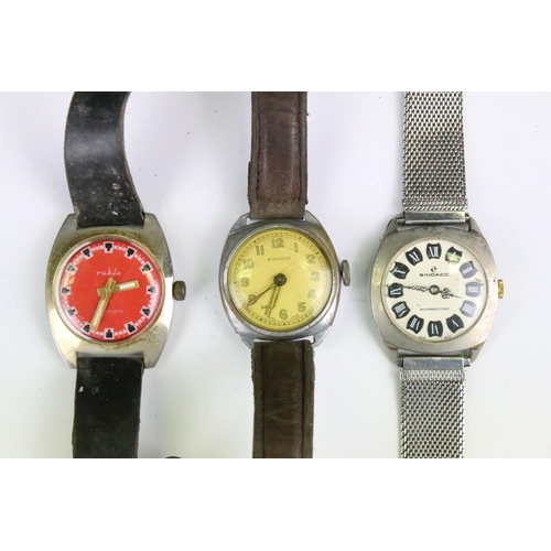 417 - A collection of twenty mechanical and quartz vintage wristwatches to include Romano, Casio, Buler, T... 