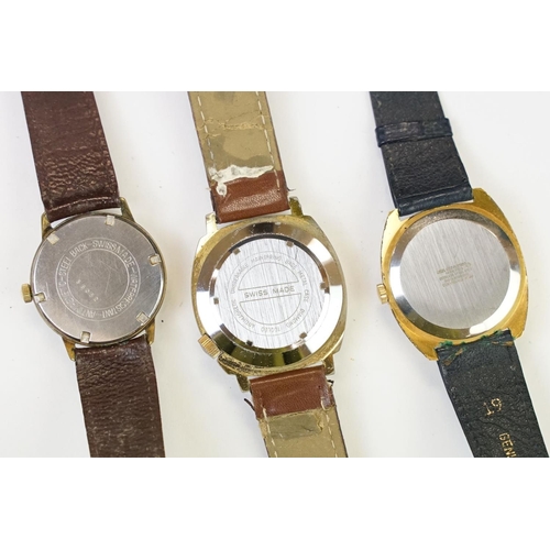 440 - A collection of thirteen mechanical wristwatches to include Miramar, Cyma, Avia, Timex, Limit, Oris,... 