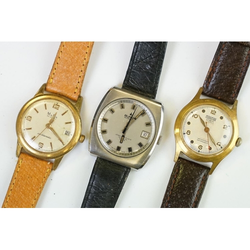 440 - A collection of thirteen mechanical wristwatches to include Miramar, Cyma, Avia, Timex, Limit, Oris,... 