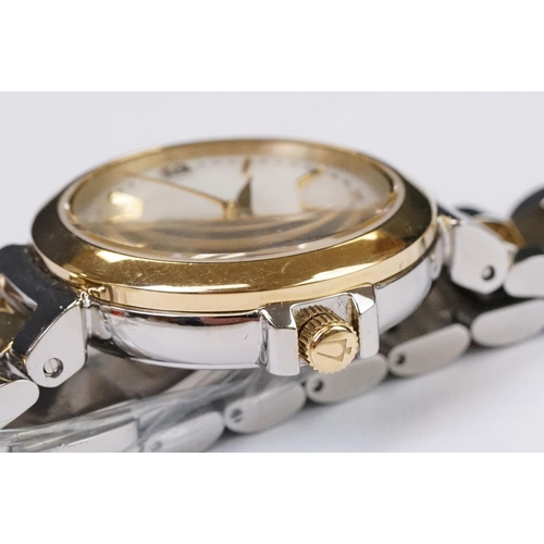 453 - Bulova ladies wristwatch, mother-of-pearl dial, date aperture, stainless steel, C977819, with tag, b... 