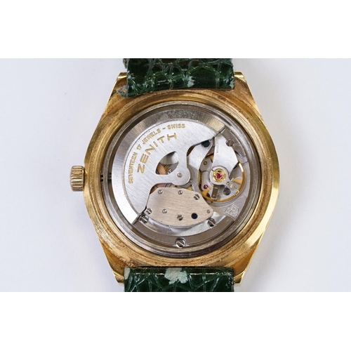 478 - A vintage gents Zenith automatic wristwatch, date function to 3 o'clock, baton markers with central ... 