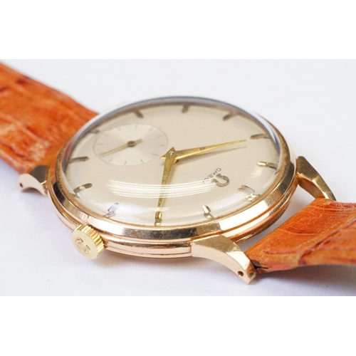 479 - A Vintage gents Omega wristwatch, 18ct gold cased, 17 Jewel movement, cal.267, baton markers with su... 