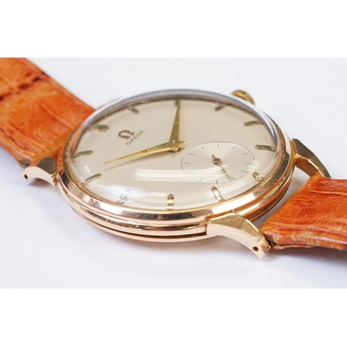 479 - A Vintage gents Omega wristwatch, 18ct gold cased, 17 Jewel movement, cal.267, baton markers with su... 