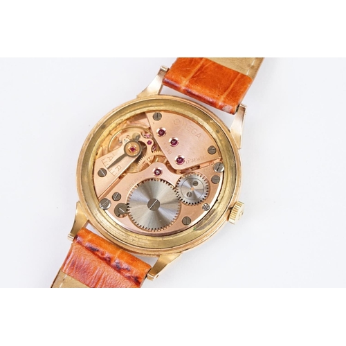 479 - A Vintage gents Omega wristwatch, 18ct gold cased, 17 Jewel movement, cal.267, baton markers with su... 