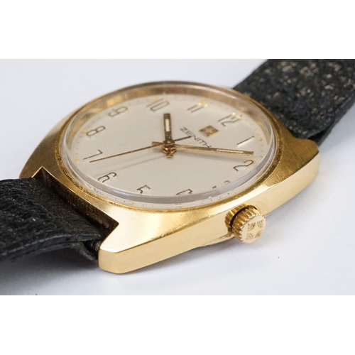 481 - A vintage gents Zenith automatic wristwatch, numerical markers with central second hand, gold plated... 