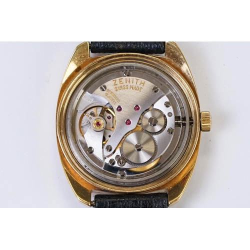 481 - A vintage gents Zenith automatic wristwatch, numerical markers with central second hand, gold plated... 