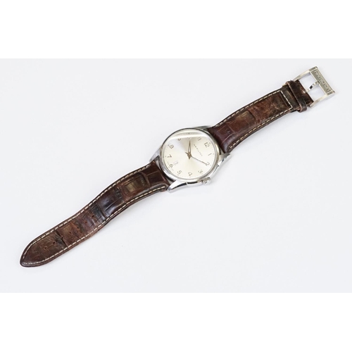 489 - A gents Hamilton Jazzmaster quartz wristwatch, silvered dial with date function to 6 o'clock, No.H38... 