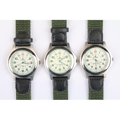 427 - A collection of thirty five mainly contemporary gents quartz watches to include Timex, Accurist, Avi... 