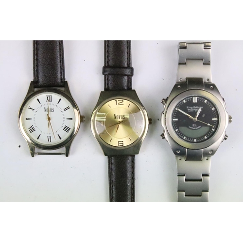 427 - A collection of thirty five mainly contemporary gents quartz watches to include Timex, Accurist, Avi... 