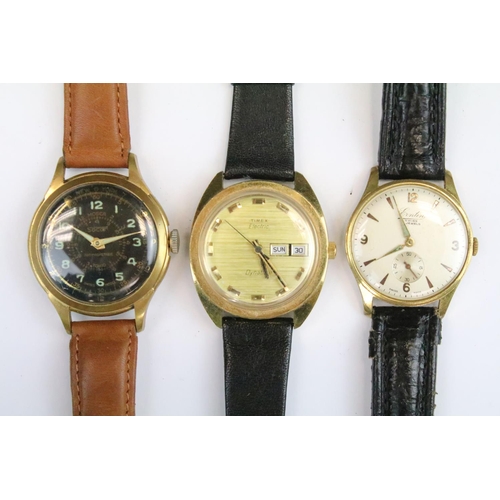 430 - A collection of twelve mainly mechanical wristwatches to include Timex, Verity, Q&Q, Erntine, Fleet,... 