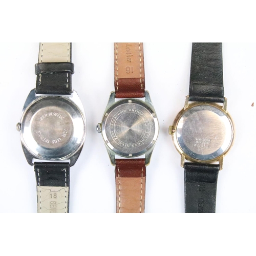 431 - A collection of fourteen mechanical wristwatches to include Corvette, Vetta, Doxa, Certina, Cauny, T... 