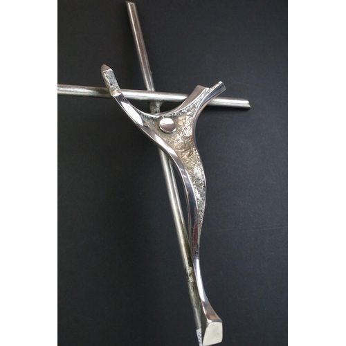 551 - Italian modernist silver wall mounting crucifix having a stylised Christ mounted to cross. Italian 8... 