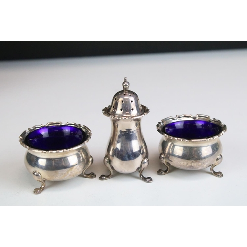 552 - Cased Mappin & Webb silver cruet set consisting of two mustard pots, two table salts and two pepper ... 