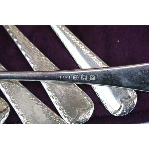 561 - Silver hallmarked cutlery set to include six large forks (hallmarked Birmingham 1936, I S Greenburg)... 