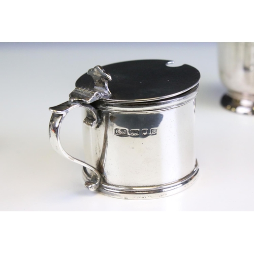 609 - Silver hallmarked mustard pot of cylindrical form with scrolled handle (hallmarked London 1937, Coll... 