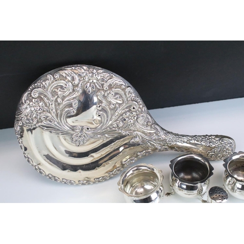 625 - Collection of silver items to include a Mappin & Webb footed dish (Sheffield 1931), hand mirror (28c... 