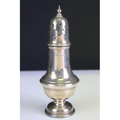 627 - Early 20th century silver sugar shaker of baluster form, raised on a singular foot, hallmarked Birmi... 