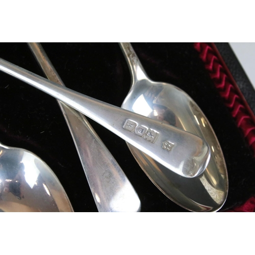 675 - Edwardian set of six Old English pattern silver teaspoons (London 1905 - Josiah Williams & Co, appro... 