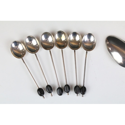 676 - 1930's Set of six silver tea / coffee spoons with flat-ended terminals, approx 11cm long, Sheffield ... 