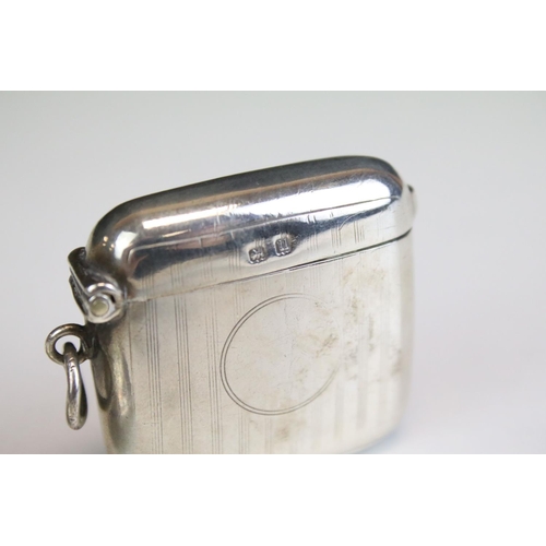 688 - Collection of silver pill boxes and vesta cases to include three antique silver hallmarked vesta cas... 