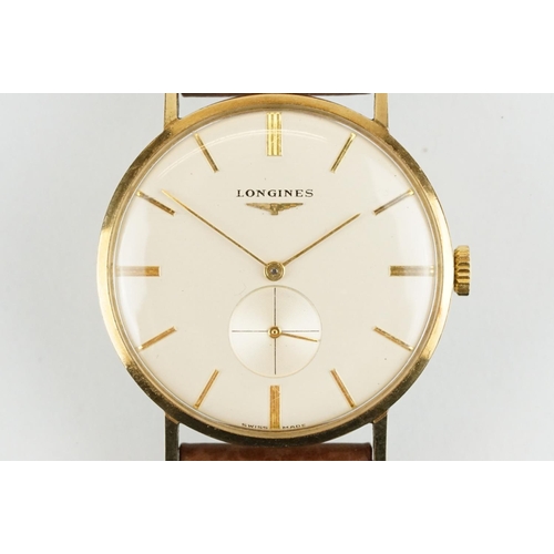 517 - Longines gentlemen's 9ct gold wrist watch having a cream dial, baton numerals to the chapter ring an... 