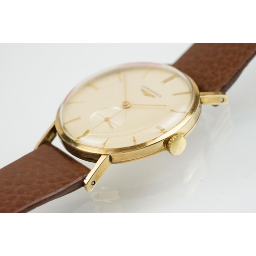 517 - Longines gentlemen's 9ct gold wrist watch having a cream dial, baton numerals to the chapter ring an... 