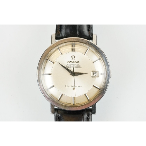 523 - Omega Constellation automatic chronometer wrist watch having a pie pan dial with baton markers to th... 