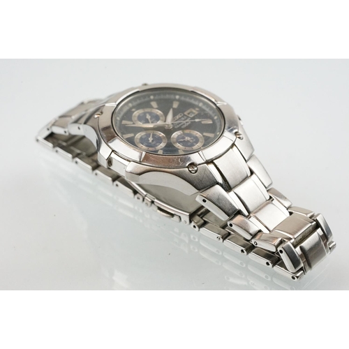 547 - Seiko Coutura chronograph 100m wrist watch. The watch having a textured blue dial, baton markers to ... 