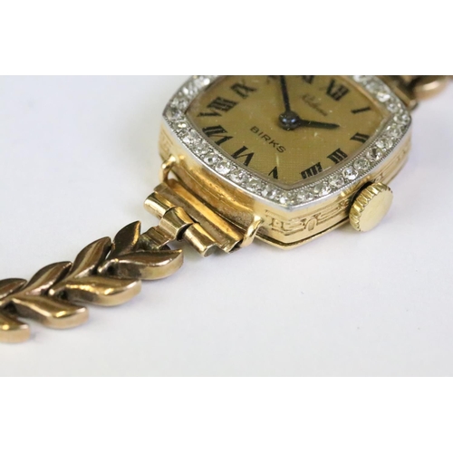 548 - Mid Century vintage 18ct gold and diamond Rideau ladies wrist watch. The watch having a square face ... 