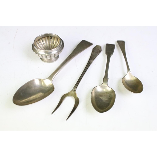 580 - Three silver hallmarked spoons including a Victorian rounded terminal spoon (hallmarked London 1852)... 