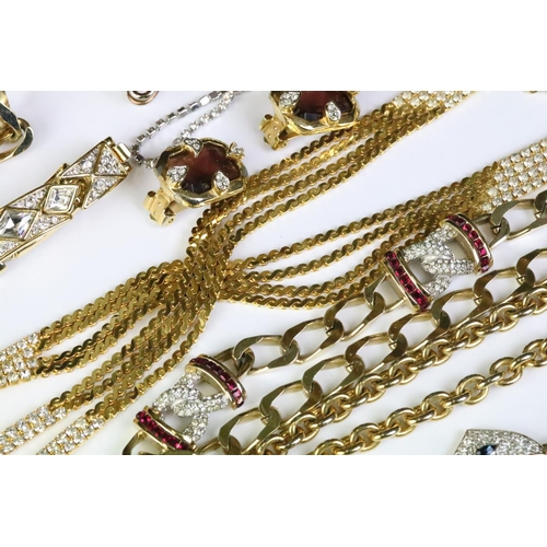 340 - Collection of ladies costume jewellery to include a flat curb link necklace chain set with red and w... 