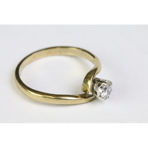 248 - 18ct yellow gold single stone diamond ring of 20 points