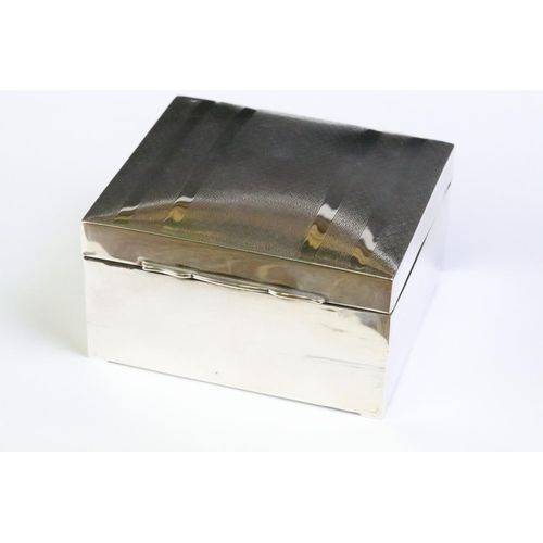 263 - A fully hallmarked sterling silver cigarette box