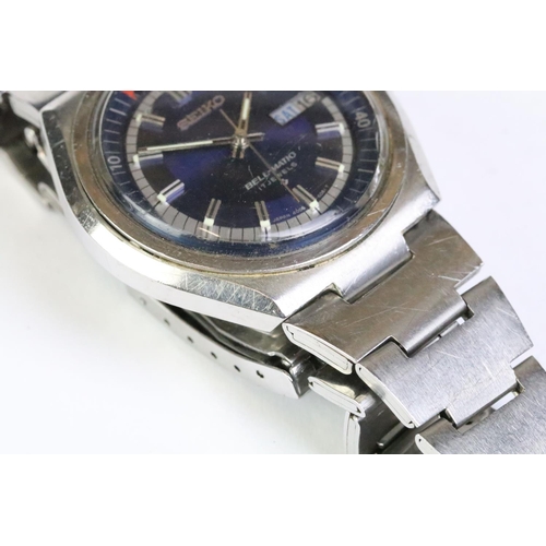 266 - A Seiko Bell-Matic 17 Jewel gents wristwatch, blue dial, baton markers, internal rotating alarm set ... 