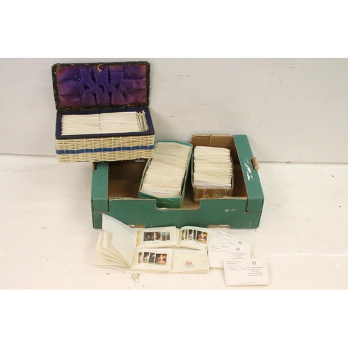 328 - Quantity of assorted used world stamps in Atlas stamp approvals stamp books. Most dating from the se... 