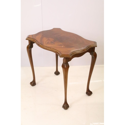 526 - Nest of three mahogany tables on ball and claw feet, the largest - 51cm high x 55cm wide x 41cm deep