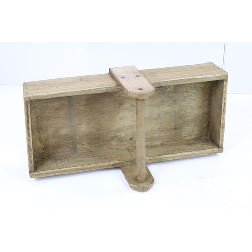 538 - Pine gardener's foraging trug, 21.5cm high x 55cm wide x 27cm deep