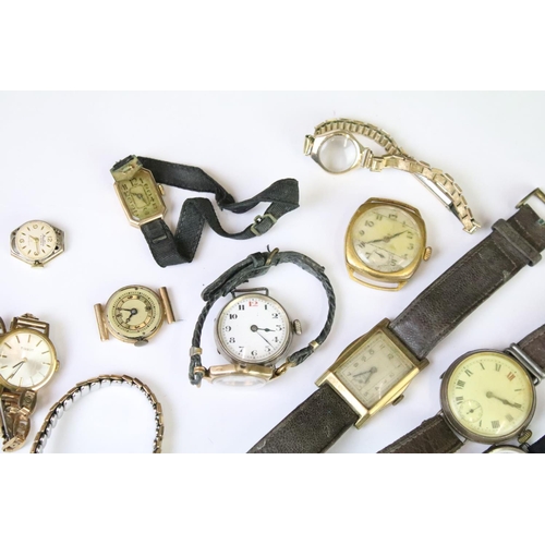 316 - A small collection of ladies and gents vintage wristwatches to include gold and silver examples.