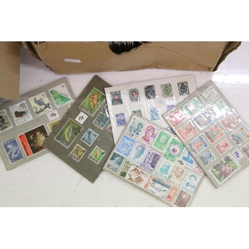 336 - Collection of stamps to include loose early 20th Century world examples and later (franked), togethe... 