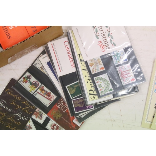 341 - Collection of presentation pack stamps including 1970s and 1980s editions and some more recent examp... 