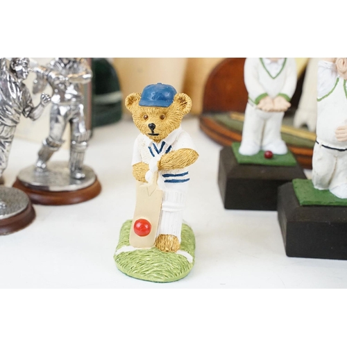 365 - A group of mixed Cricket collectables to include signed miniature cricket bats, autographs, figures.... 