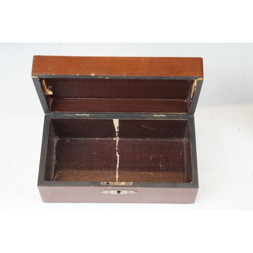 373 - A box of mixed collectables to include a wooden desktop inkwell, god speed the plough double handled... 