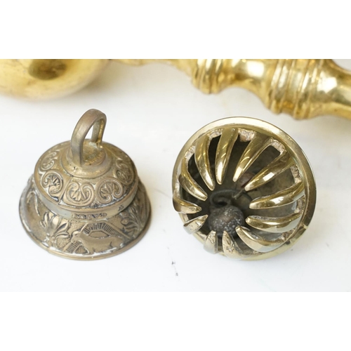 389 - A small collection of mixed brassware to include a fireside vesta in the form of a fly, fire dogs, d... 