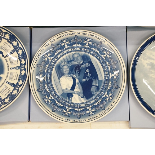 106 - Collection of Wedgwood collectors plates to include 17 1980s collectors plates and 10 Royal commemor... 