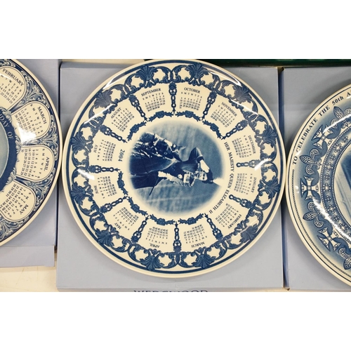 106 - Collection of Wedgwood collectors plates to include 17 1980s collectors plates and 10 Royal commemor... 