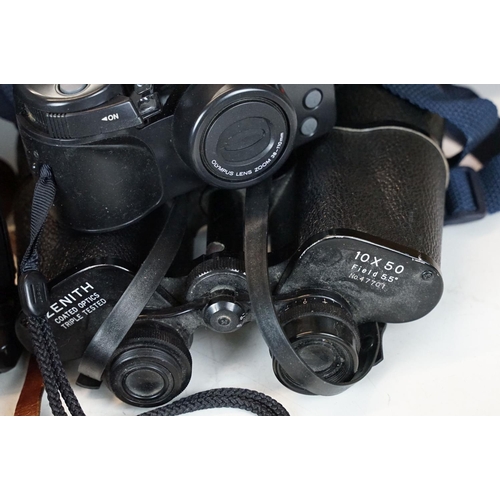 388A - A collection of mixed photographic equipment to include Zenit and Chinon 35mm SLR cameras together w... 