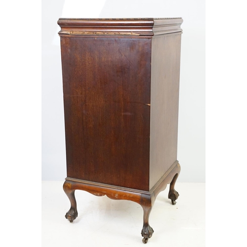 578 - Paragon, London, mahogany gramophone cabinet with parquetry inlay, with three shelves inside lower d... 