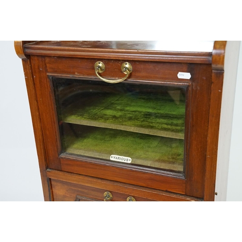 579 - 20th century mahogany music cabinet, with two cupboards below mirrored shelf area, 124cm high x 48cm... 