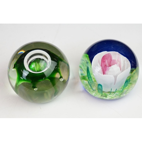 90 - Collection of Caithness paperweights including limited edition examples. The lot to include Opus '88... 